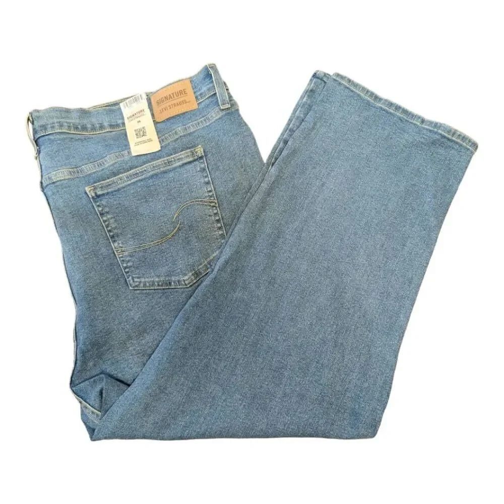 NWT Signature by Levi's Strauss Ripped Heritage High Rise Blue Jean Women Size 2